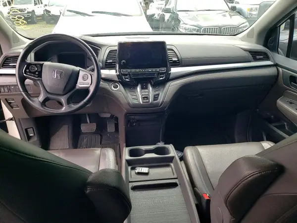 5FNRL6H75JB029189 2018 HONDA ODYSSEY - Image 8