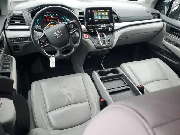 5FNRL6H75JB033503 2018 HONDA ODYSSEY - Image 8