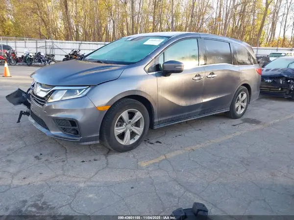 5FNRL6H75JB041424 2018 HONDA ODYSSEY - Image 2