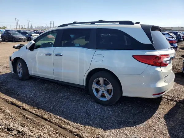 5FNRL6H75JB042749 2018 HONDA ODYSSEY - Image 2