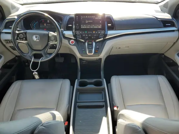 5FNRL6H75JB043030 2018 HONDA ODYSSEY - Image 8
