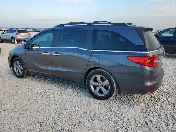5FNRL6H75JB043268 2018 HONDA ODYSSEY - Image 2