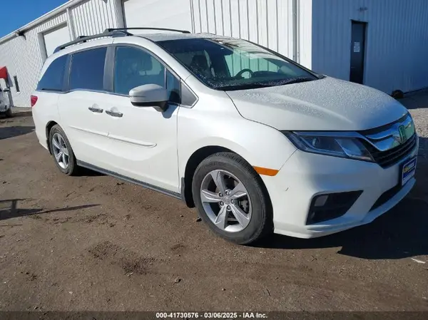 5FNRL6H75JB044422 2018 HONDA ODYSSEY - Image 1