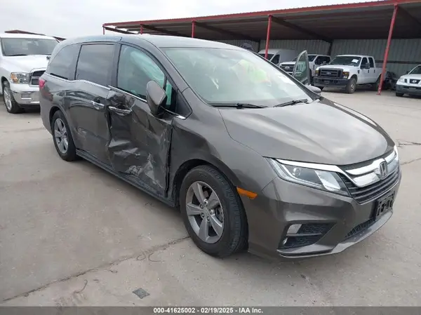 5FNRL6H75JB044789 2018 HONDA ODYSSEY - Image 1