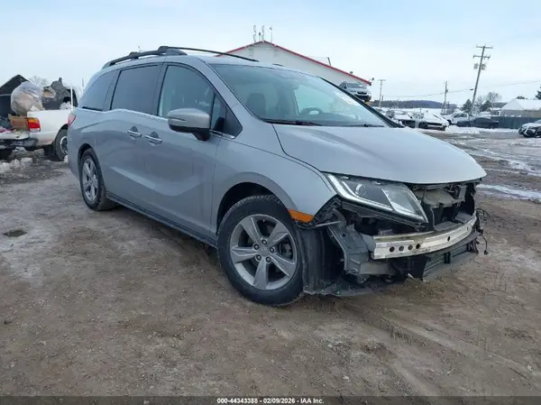 5FNRL6H75JB045618 2018 HONDA ODYSSEY - Image 1