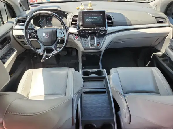 5FNRL6H75JB046882 2018 HONDA ODYSSEY - Image 8