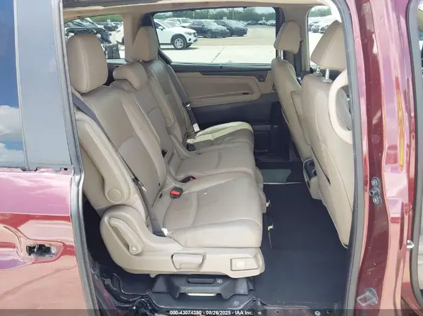 5FNRL6H75JB047031 2018 HONDA ODYSSEY - Image 8