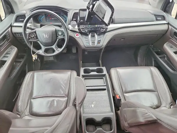 5FNRL6H75JB054884 2018 HONDA ODYSSEY - Image 8