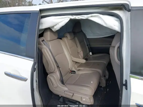 5FNRL6H75JB055288 2018 HONDA ODYSSEY - Image 8