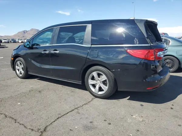 5FNRL6H75JB058417 2018 HONDA ODYSSEY - Image 2