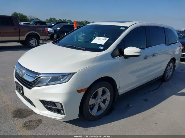 5FNRL6H75JB058935 2018 HONDA ODYSSEY - Image 2