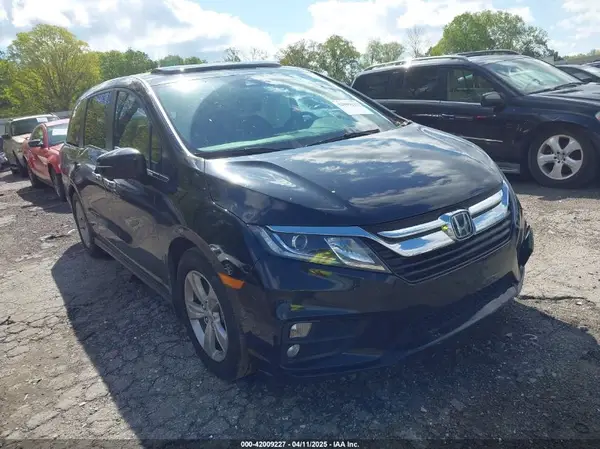 5FNRL6H75JB065206 2018 HONDA ODYSSEY - Image 1