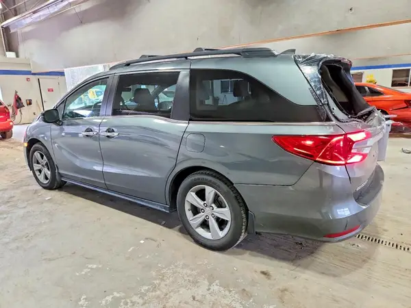 5FNRL6H75JB074276 2018 HONDA ODYSSEY - Image 2