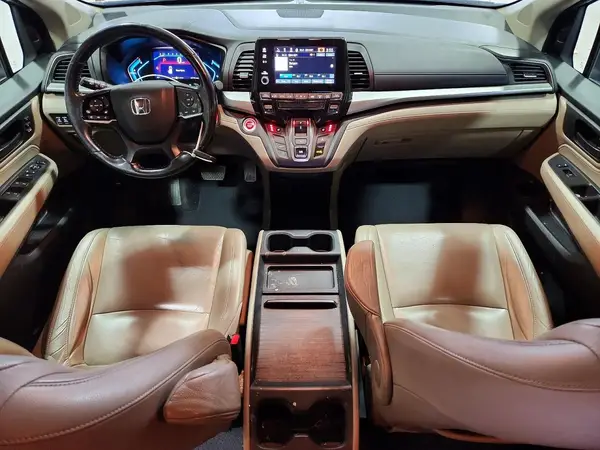 5FNRL6H75JB074276 2018 HONDA ODYSSEY - Image 8