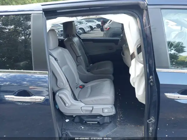 5FNRL6H75JB075685 2018 HONDA ODYSSEY - Image 8