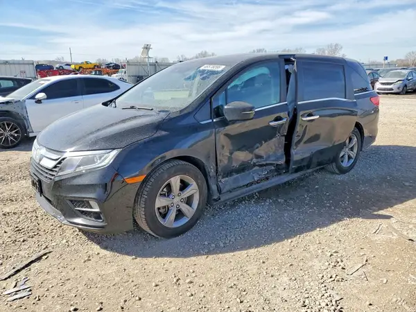 5FNRL6H75JB082667 2018 HONDA ODYSSEY - Image 1