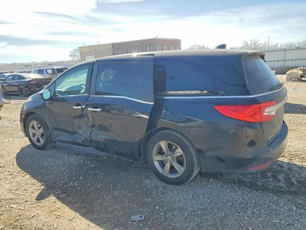 5FNRL6H75JB082667 2018 HONDA ODYSSEY - Image 2