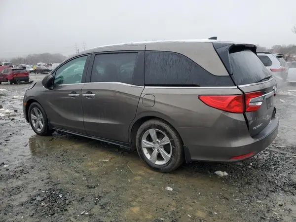 5FNRL6H75JB085598 2018 HONDA ODYSSEY - Image 2