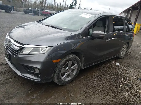 5FNRL6H75JB087223 2018 HONDA ODYSSEY - Image 2