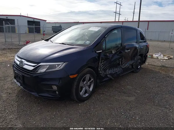 5FNRL6H75JB092504 2018 HONDA ODYSSEY - Image 2