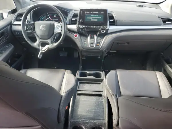 5FNRL6H75JB095497 2018 HONDA ODYSSEY - Image 8