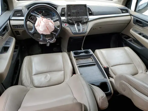 5FNRL6H75JB097041 2018 HONDA ODYSSEY - Image 8