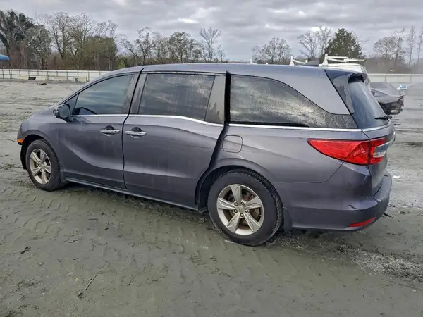 5FNRL6H75JB098769 2018 HONDA ODYSSEY - Image 2