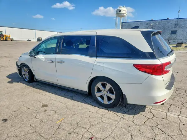 5FNRL6H75JB099369 2018 HONDA ODYSSEY - Image 2