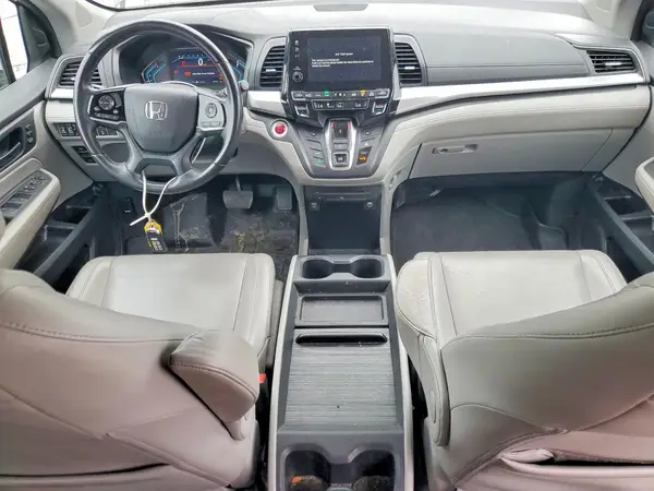 5FNRL6H75JB102058 2018 HONDA ODYSSEY - Image 8