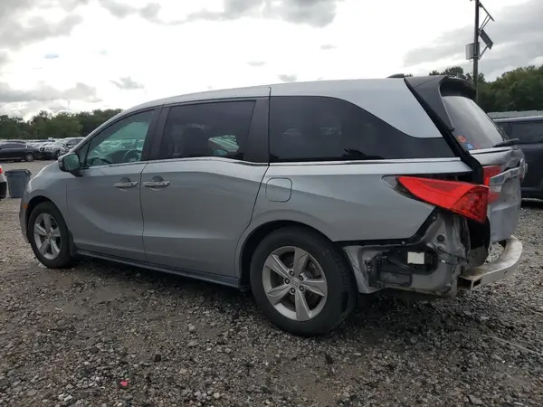 5FNRL6H75JB107972 2018 HONDA ODYSSEY - Image 2