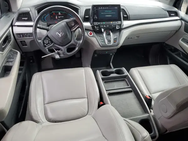 5FNRL6H75JB107972 2018 HONDA ODYSSEY - Image 8