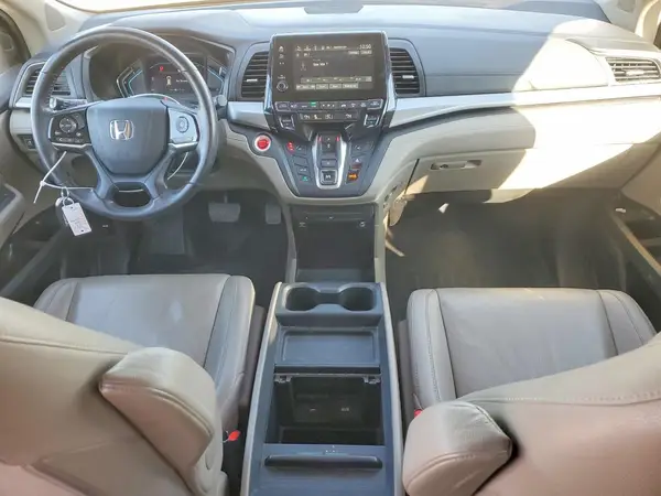 5FNRL6H75JB109267 2018 HONDA ODYSSEY - Image 8