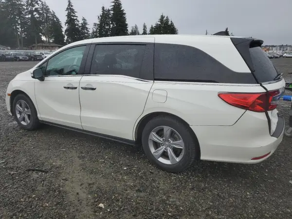 5FNRL6H75JB112153 2018 HONDA ODYSSEY - Image 2