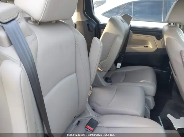 5FNRL6H75KB019232 2019 HONDA ODYSSEY - Image 8