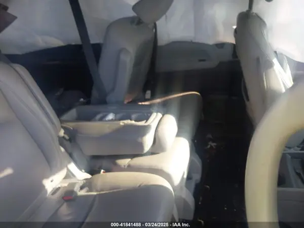 5FNRL6H75KB054465 2019 HONDA ODYSSEY - Image 8