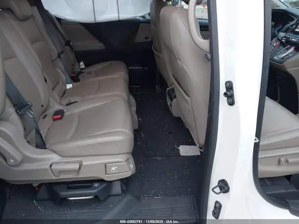 5FNRL6H75KB081827 2019 HONDA ODYSSEY - Image 8