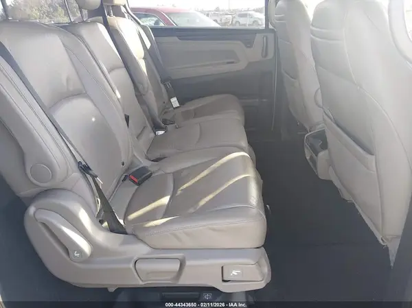 5FNRL6H75KB100859 2019 HONDA ODYSSEY - Image 8