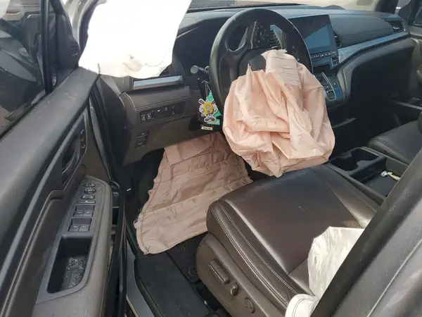 5FNRL6H75KB104412 2019 HONDA ODYSSEY - Image 8