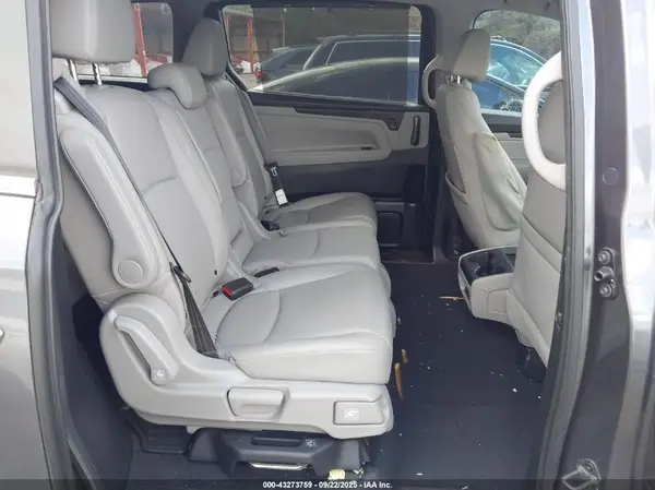 5FNRL6H75KB135644 2019 HONDA ODYSSEY - Image 8
