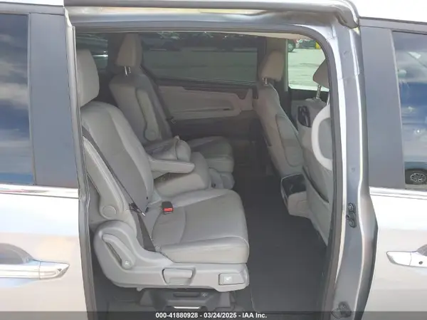 5FNRL6H75LB000455 2020 HONDA ODYSSEY - Image 8