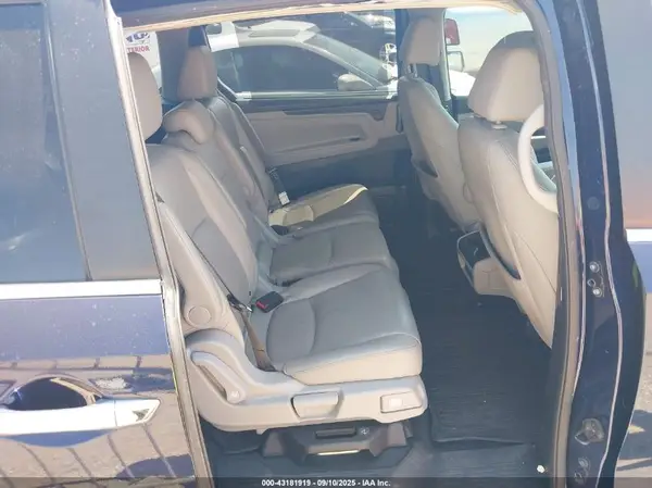 5FNRL6H75MB034154 2021 HONDA ODYSSEY - Image 8