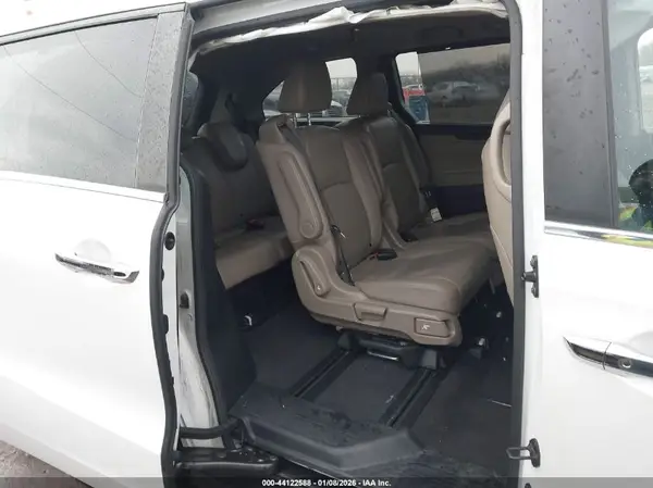 5FNRL6H75MB040262 2021 HONDA ODYSSEY - Image 8