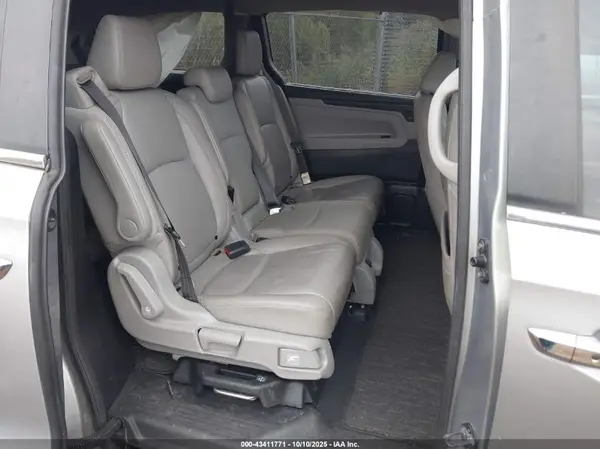 5FNRL6H75MB042545 2021 HONDA ODYSSEY - Image 8