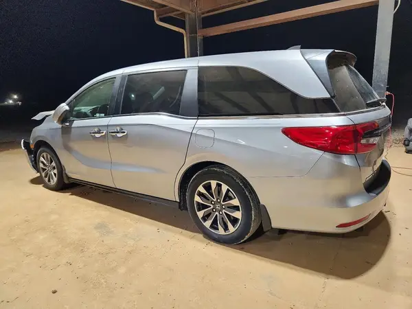 5FNRL6H75NB007571 2022 HONDA ODYSSEY - Image 2