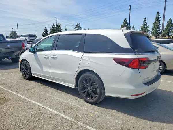 5FNRL6H75PB013731 2023 HONDA ODYSSEY - Image 2