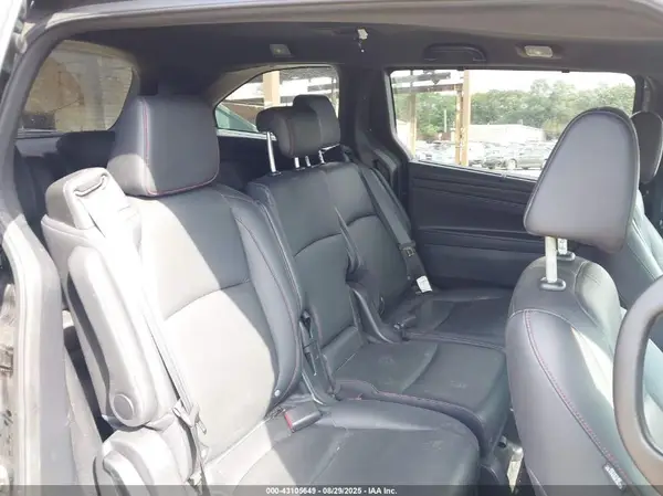 5FNRL6H75PB022445 2023 HONDA ODYSSEY - Image 8
