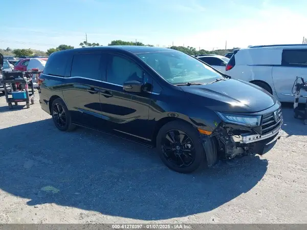 5FNRL6H75PB037804 2023 HONDA ODYSSEY - Image 1