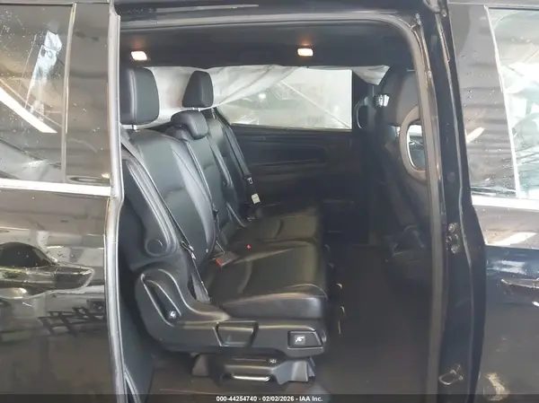 5FNRL6H75PB051525 2023 HONDA ODYSSEY - Image 8
