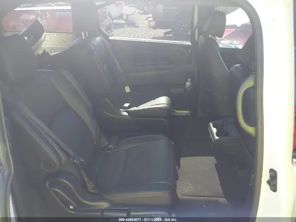 5FNRL6H75PB065022 2023 HONDA ODYSSEY - Image 8