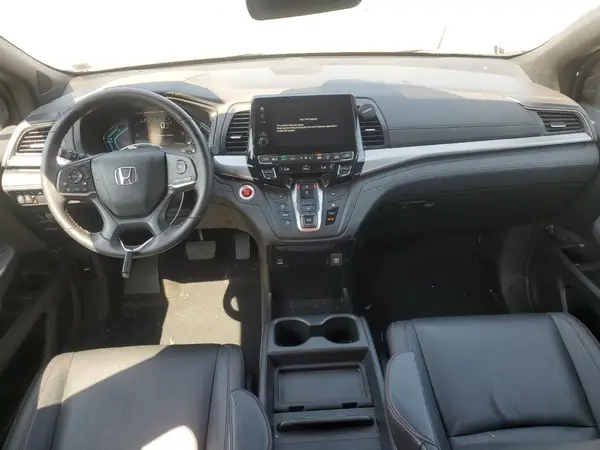5FNRL6H75RB012517 2024 HONDA ODYSSEY - Image 8